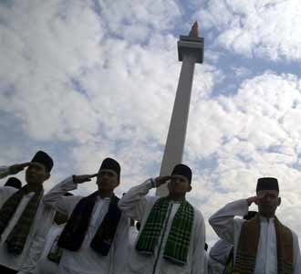 Apel HUT Jakarta Digelar di Monas