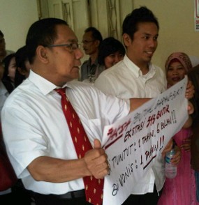 Penggemar Unjuk Rasa Sammy Dituntut 5,5 Tahun Penjara