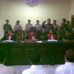 6 Terdakwa Divonis 2 Tahun Lebih Berat dari Tuntutan