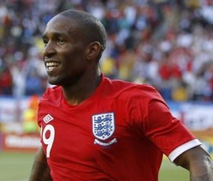 Defoe Gemilang di Laga Final