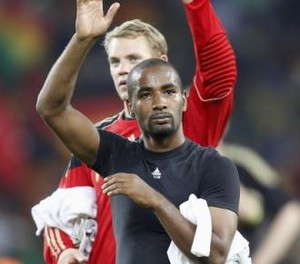 Cacau Absen, Klose Main