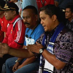 Wagub: Bobotoh Harus Tiru Suporter di Piala Dunia