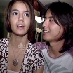 Ayah Meninggal, Roger Danuarta Senang Sheila Marcia Datang