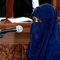 Putri Munawaroh Dituntut 8 Tahun Penjara, Pengacara Protes