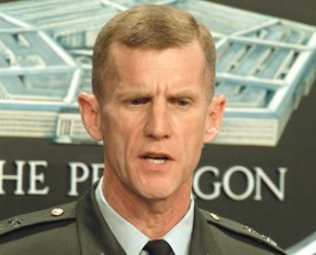 Dipecat Obama, Jenderal McChrystal Akan Pensiun dari Militer AS