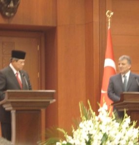  Indonesia-Turki akan Bebaskan Visa 