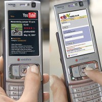 Tren Internet Lewat Ponsel Terus Melonjak