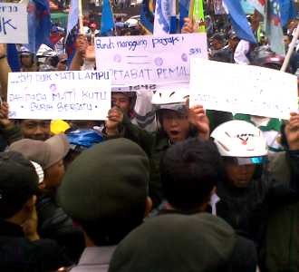 Buruh Tolak Kenaikan TDL