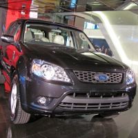 Apa Alasan Ford Turunkan Harga Escape?