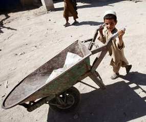Taliban Gunakan Bocah Untuk Tanam Bom