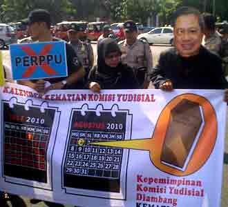 ICW Desak Pemilihan Pimpinan KY Dipercepat