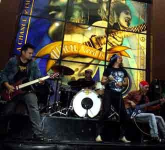 All Indonesian Rockstar Beraksi