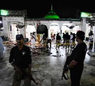 Bom Kembali Guncang  Pakistan 