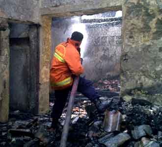 Gudang Plastik Hangus Terbakar