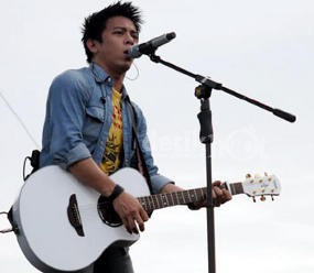 Manajer Bantah Komputer di Markas Peterpan Berisi Video Porno