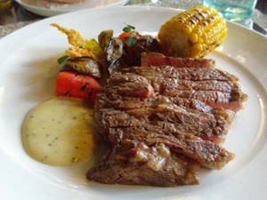 Kelezatan US Prime Angus Beef Hadir di Casa DOro