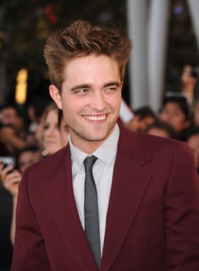 Robert Pattinson Cium Reese Witherspoon di Water For Elephants