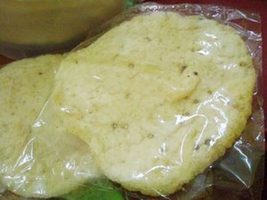 Kriuk.. Kriuk Pedas Kerupuk Ikan Belida 