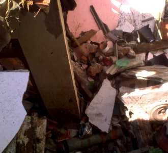 Rumah Roboh, 1 Orang Cedera