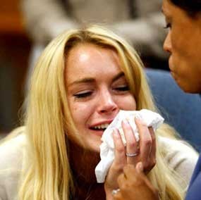 Jelang Masuk Penjara, Lindsay Lohan Ketakutan Setengah Mati