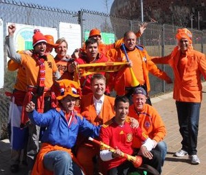 Fans Sudah Serbu Soccer City