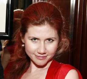 Klub Pertemanan Elite Anna Chapman Terungkap