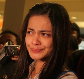 Suami Bangga Cut Tari Akui Video Porno Suami Bangga Cut Tari Akui Video Porno
