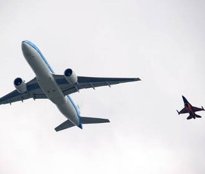 F16 Sambut Kepulangan Tim Belanda