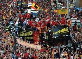 Spanyol Berpesta