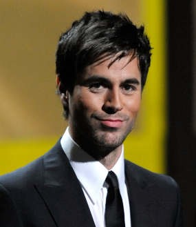 Spanyol Juara Piala Dunia, Enrique Iglesias Siap Main Ski Sambil Bugil