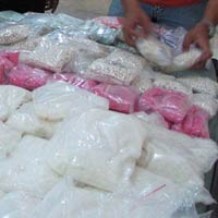 Modus Simpan Sabu di Dinding Palsu Koper Kian Marak