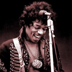 Almarhum Jimi Hendrix Dituntut Mantan Personel Bandnya
