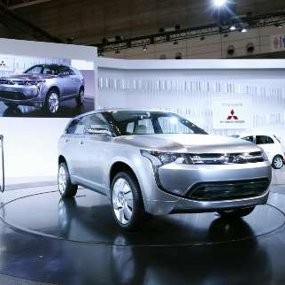 PX-MiEV, Simbol Teknologi Hybrid Mitsubishi