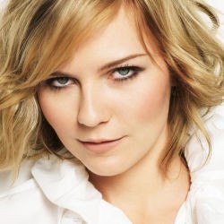 Kirsten Dunts Kencani Dua Mantan Pacar Sekaligus