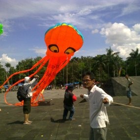 Layang-layang Terbangkan Hamid ke 60 Negara