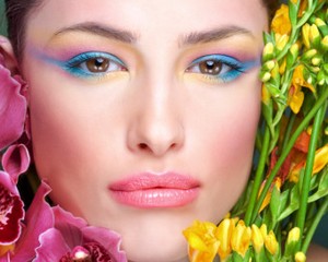 Cara Tepat Penggunaan Eyeliner Cair