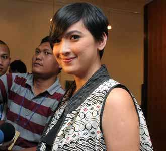 Andhara Early Berbatik Andhara Early Berbatik