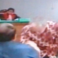 Anggodo Cium Tangan Eks Jamintel Wisnu Subroto