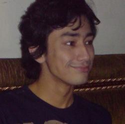 Revaldo Pemain 3 Dimensi, Termasuk Pengguna Berat Narkoba