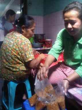 Harga Cabai Selangit, Sambel Pecel Madiun Naikkan Harga