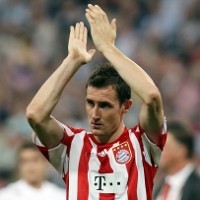 Mau Perjuangkan Posisi, Klose Tolak Inggris 