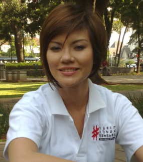 Aline Adita Gantikan Posisi Luna Jadi Ketua Yayasan Sosial