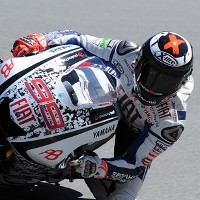 Lorenzo Akan Ganti Style Membalap