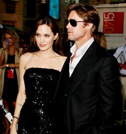 Angelina Jolie Punya 25 Pembantu di Rumah