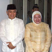 JK & Sejumlah Artis Melayat Istri Din Syamsuddin