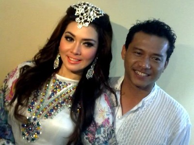 Anang & Syahrini Tak Mesra di Kota Santri