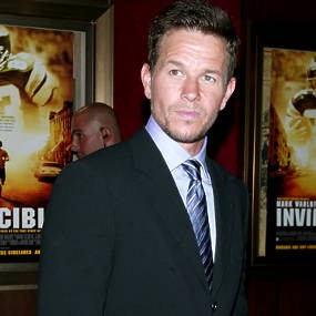 Mark Wahlberg Menerima Bintang Walk of Fame