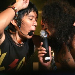 Nyanyi Santai Bareng Slank di As You Like It