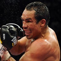 Kalahkan Diaz, Marquez Pertahankan Gelar