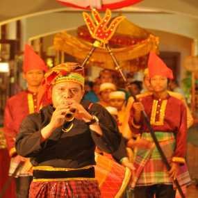 Diplomasi Pengantin di Myanmar